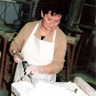 Anny Beckers in de pers